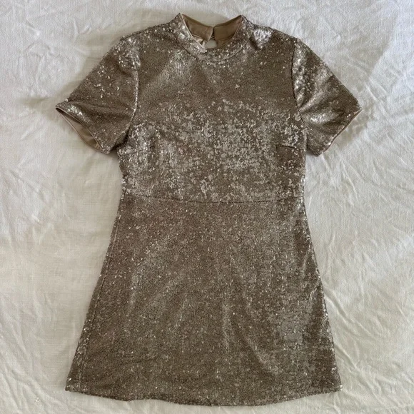 Forever 21 Exclusive Sequin Mini Dress – Silver & Champagne, Size Medium - Picture 2 of 11